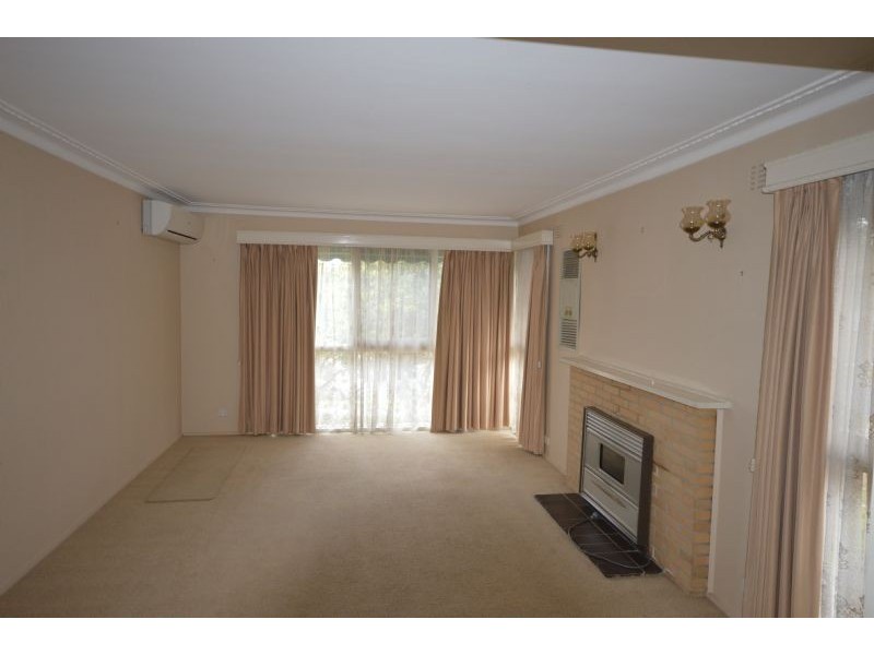 26 Raymond Street, Ashwood VIC 3147