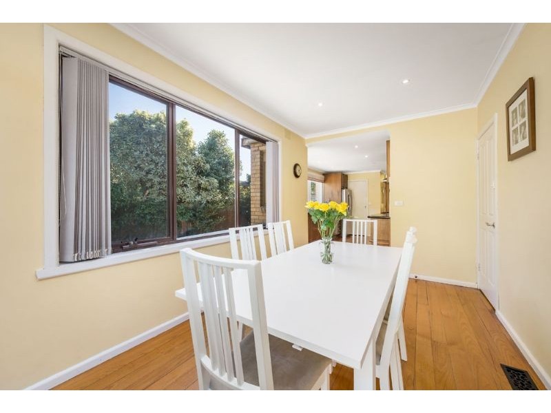 14 Lemana Crescent, Mount Waverley VIC 3149