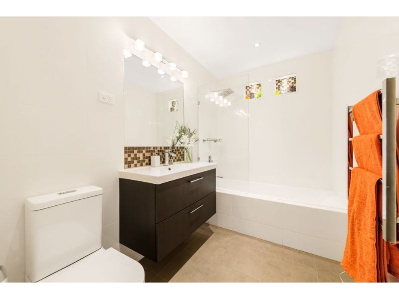 14 Lemana Crescent, Mount Waverley VIC 3149