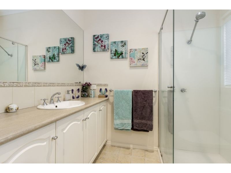 11 Winter Way, Glen Waverley VIC 3150