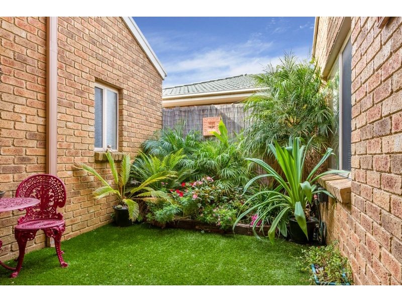 11 Winter Way, Glen Waverley VIC 3150