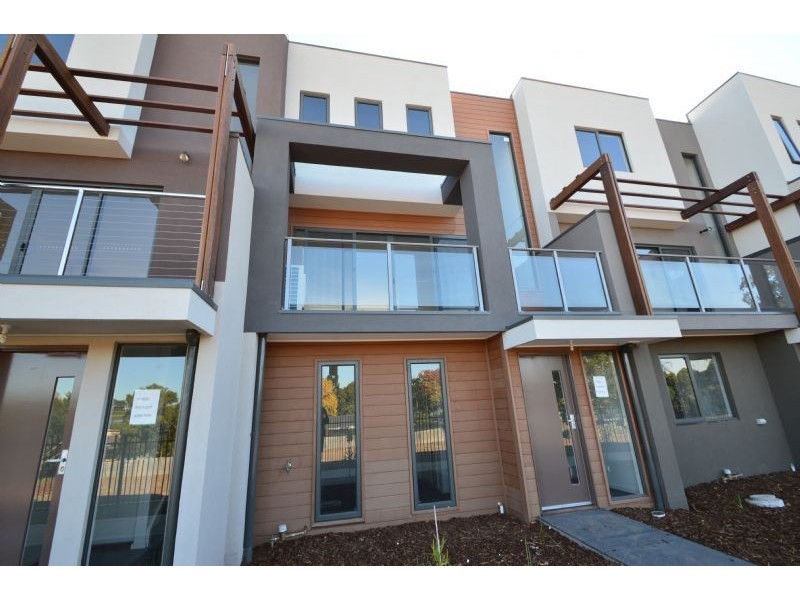 6 Parkland Place, Notting Hill VIC 3168