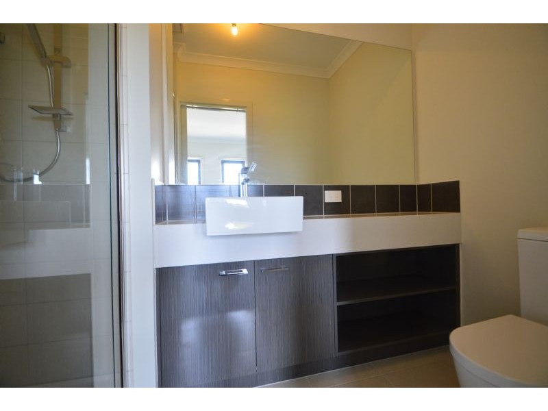 6 Parkland Place, Notting Hill VIC 3168