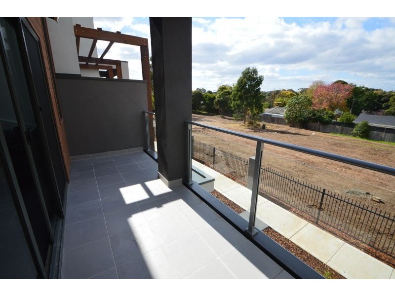 6 Parkland Place, Notting Hill VIC 3168