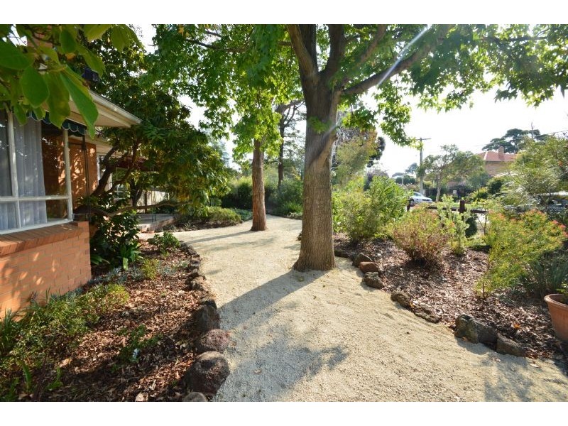 32 Portsmouth Street, Mount Waverley VIC 3149
