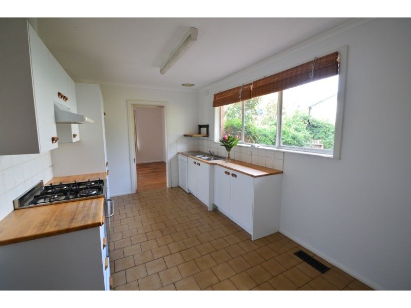 32 Portsmouth Street, Mount Waverley VIC 3149