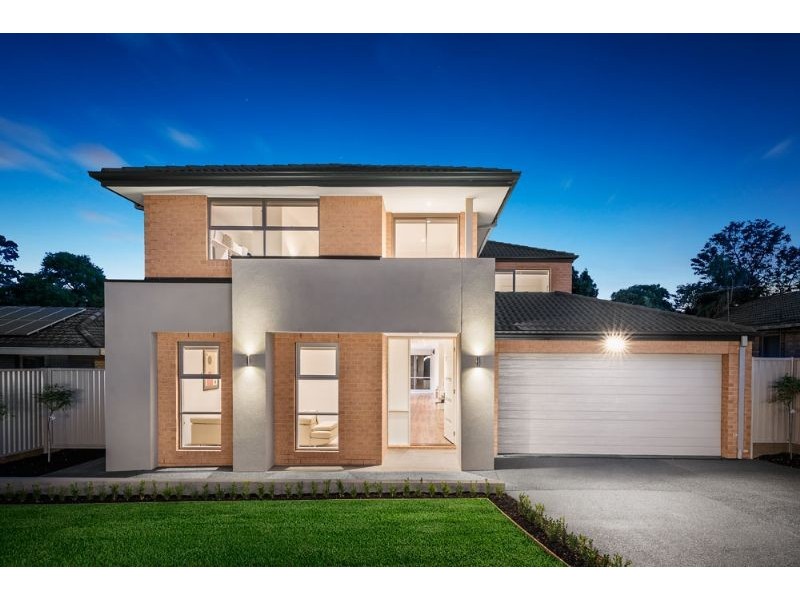 10 Radleigh Drive, Wheelers Hill VIC 3150