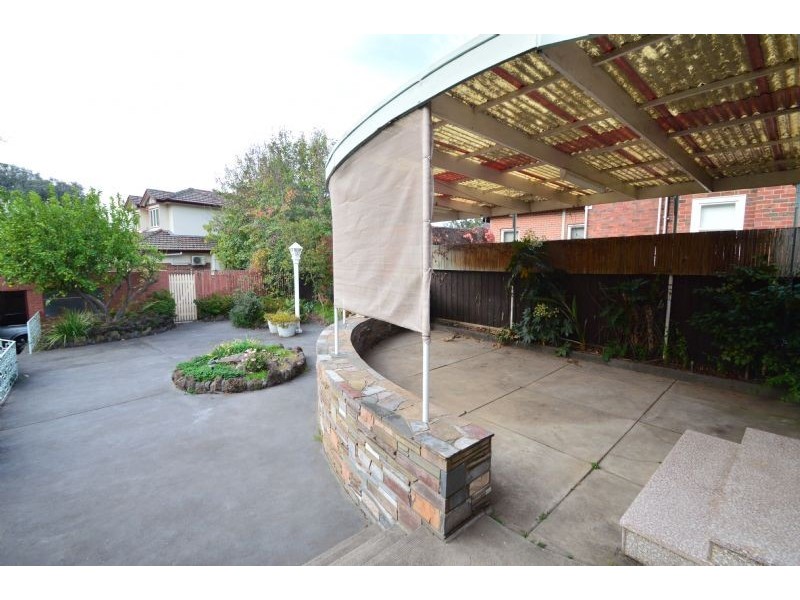 1 Baker Parade, Ashburton VIC 3147