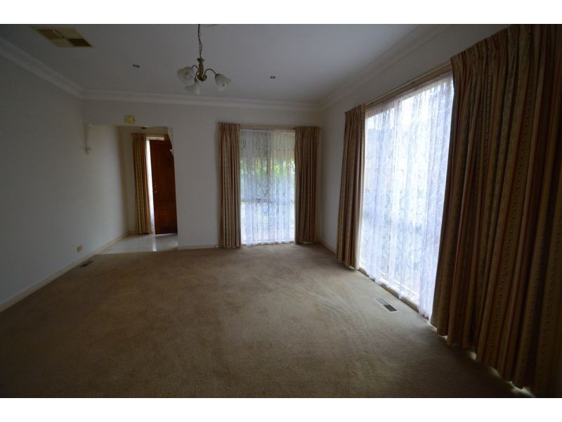 1/26 Strathconnan Drive, Wheelers Hill VIC 3150