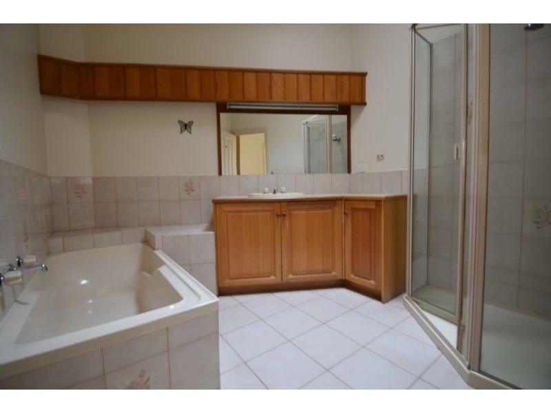 1/26 Strathconnan Drive, Wheelers Hill VIC 3150