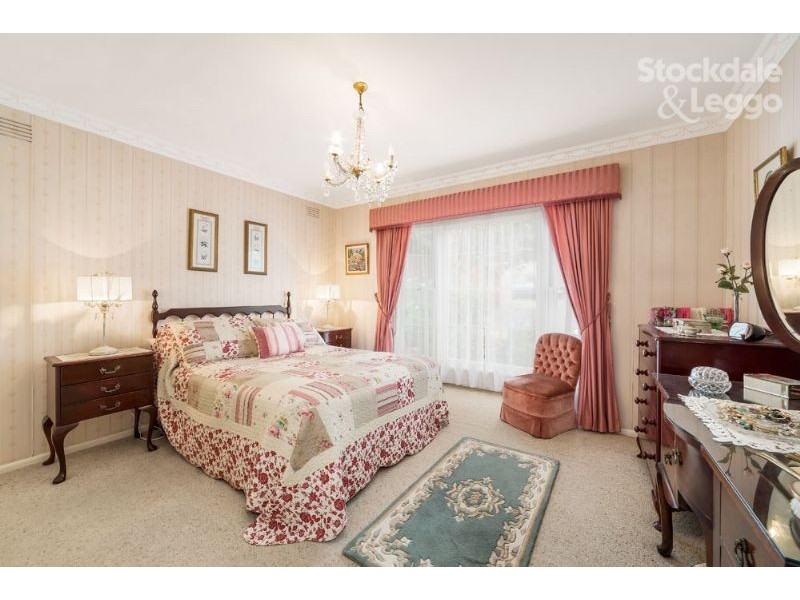 9 Wortley Avenue, Mount Waverley VIC 3149