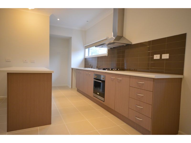 19A Milloo Crescent, Mount Waverley VIC 3149