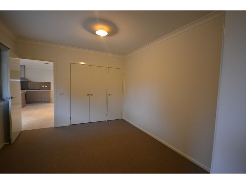 19A Milloo Crescent, Mount Waverley VIC 3149