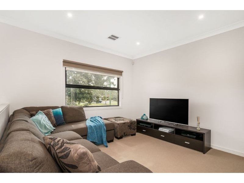 4/8 Tennyson Court, Mulgrave VIC 3170