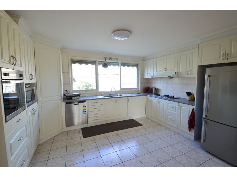 41 Tudawali Crescent, Wheelers Hill VIC 3150