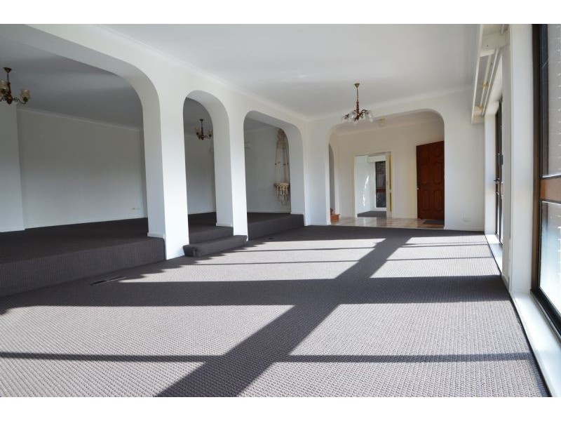 29 Winterton Drive, Wheelers Hill VIC 3150