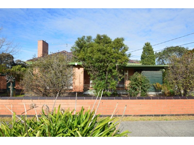 24 Amber Grove, Mount Waverley VIC 3149