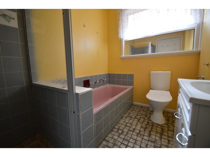 53 Larch Crescent, Mount Waverley VIC 3149