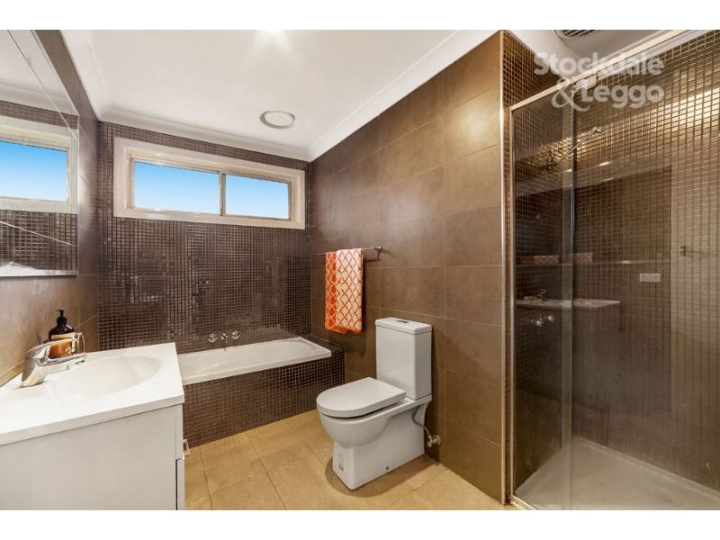 18 Pindari Street, Glen Waverley VIC 3150