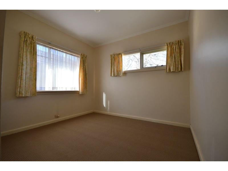 12 Beverley Grove, Mount Waverley VIC 3149