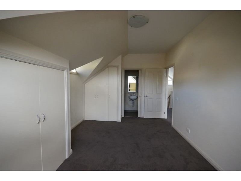 1/20 Danien Street, Glen Waverley VIC 3150