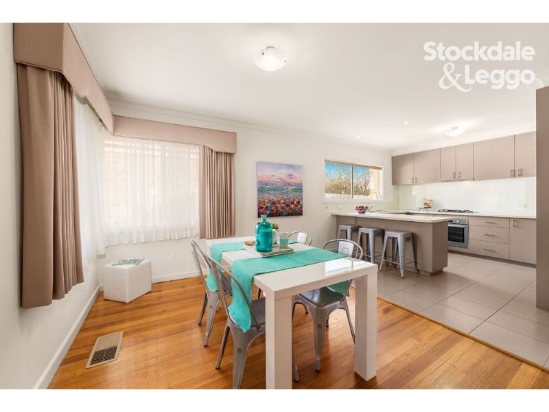 28 Oakhill Road, Mount Waverley VIC 3149