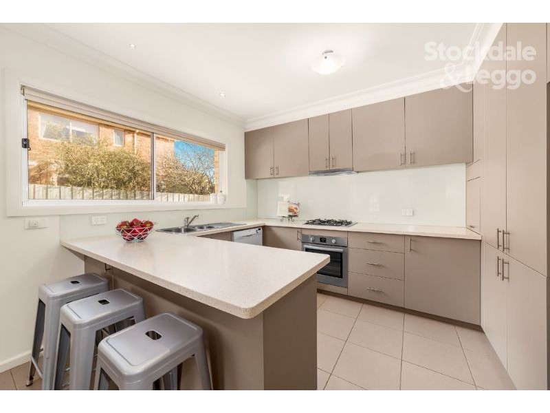 28 Oakhill Road, Mount Waverley VIC 3149