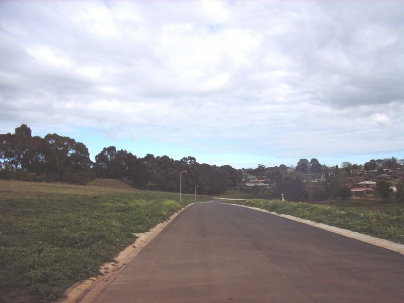 # Chamberlain Drive, Leongatha VIC 3953