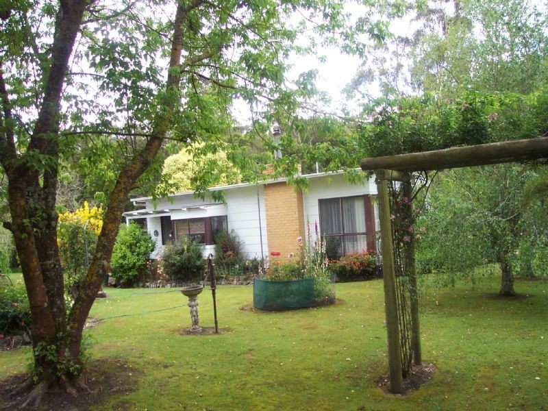 # Meeniyan – Promontory Rd, Meeniyan VIC 3956