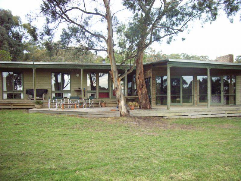 35 Buffalo – Stony Creek Rd, Buffalo VIC 3958