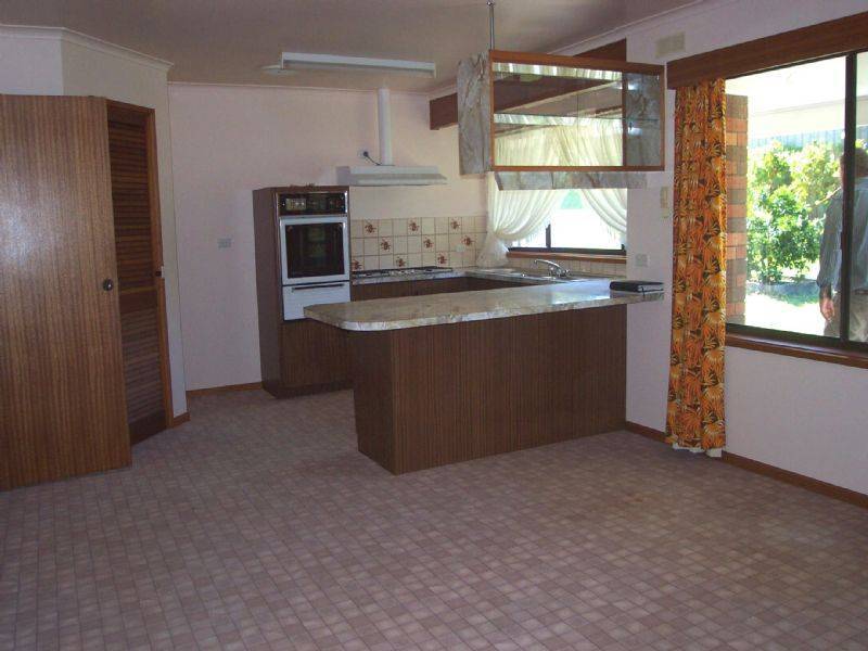 * Welsford St, Meeniyan VIC 3956