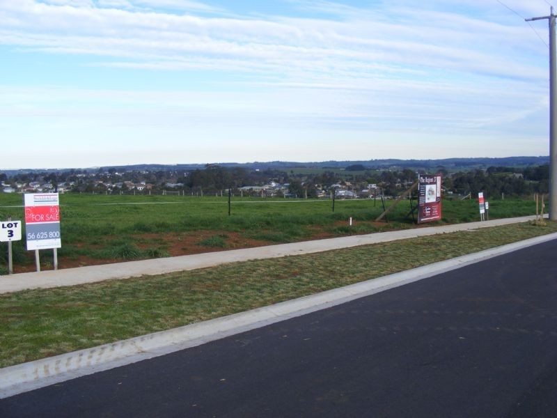 # Gibson Street, Leongatha VIC 3953