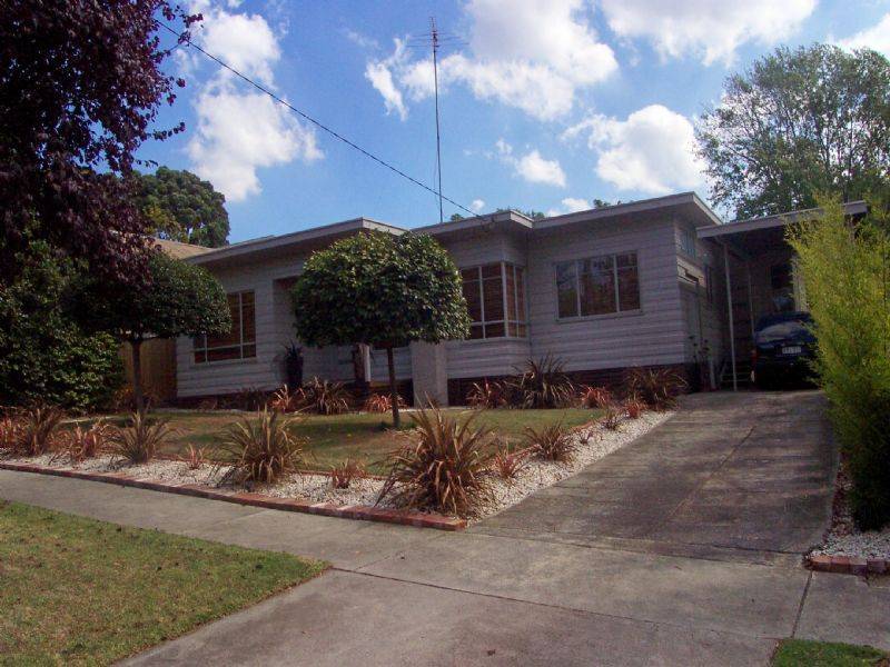 2a HORN STREET, Leongatha VIC 3953