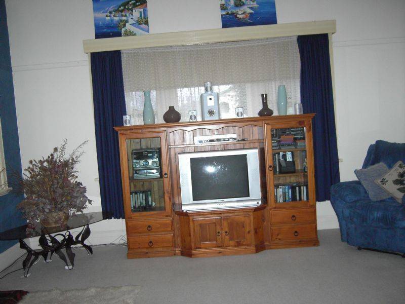 17 OGILVY, Leongatha VIC 3953