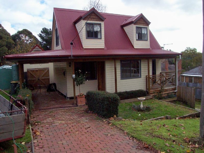 16 Hassett, Leongatha VIC 3953