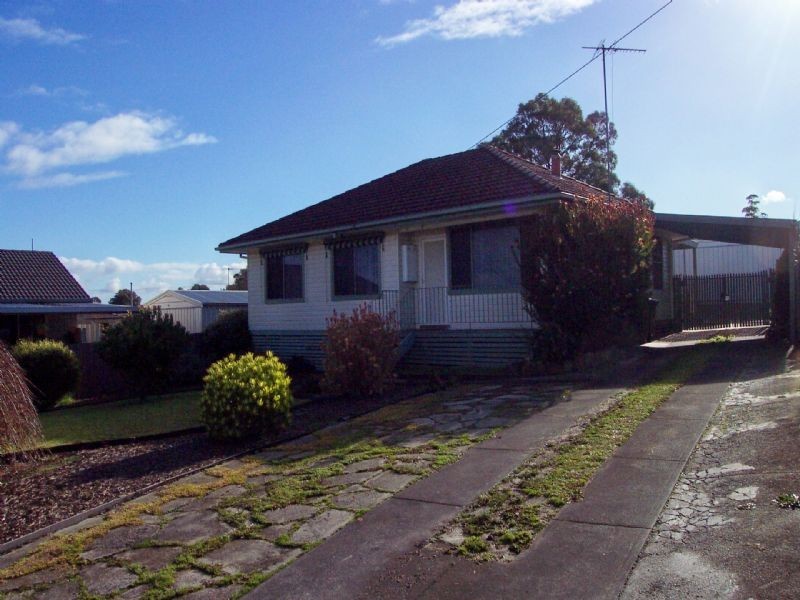 16 Byrnes , Leongatha VIC 3953