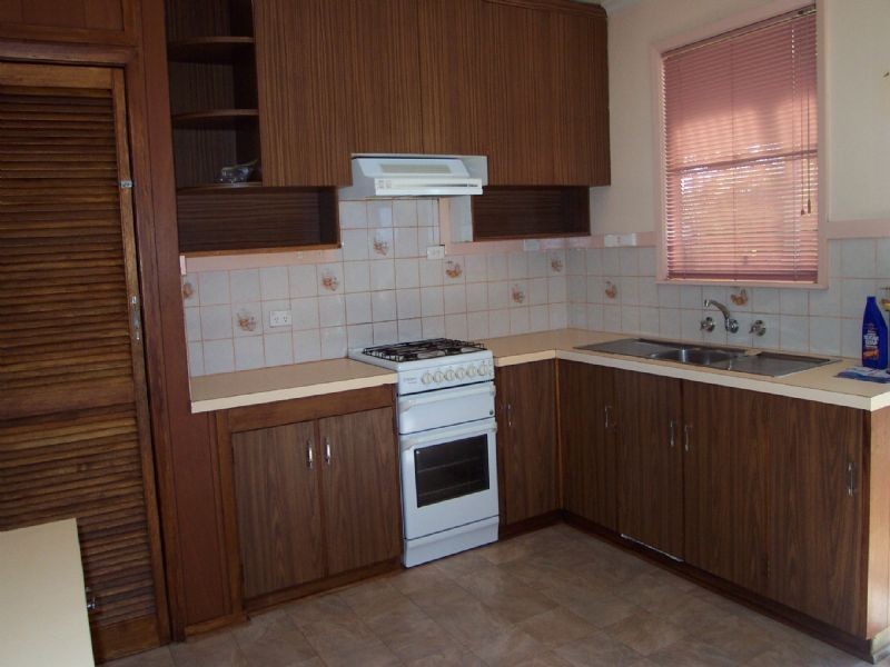 16 Byrnes , Leongatha VIC 3953