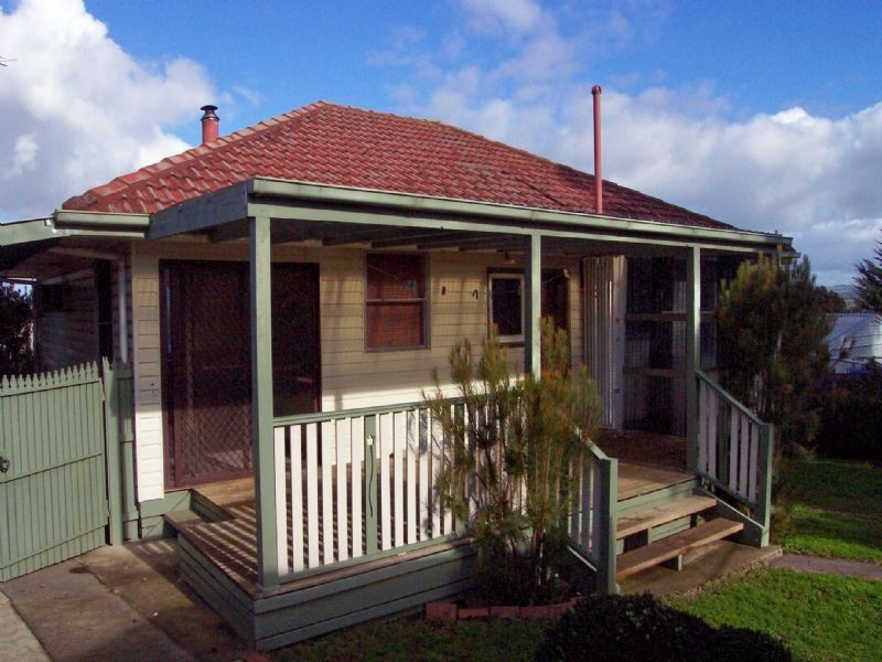 16 Byrnes , Leongatha VIC 3953