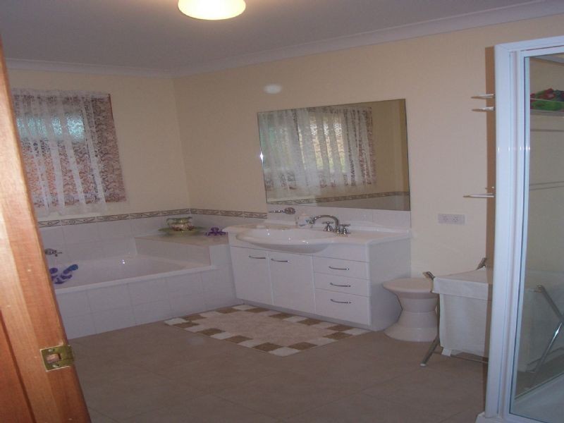 2 Standfield Court, Leongatha VIC 3953