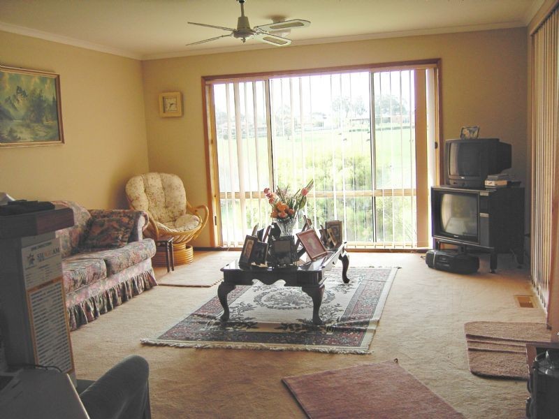 3 Scarlett Close, Leongatha VIC 3953