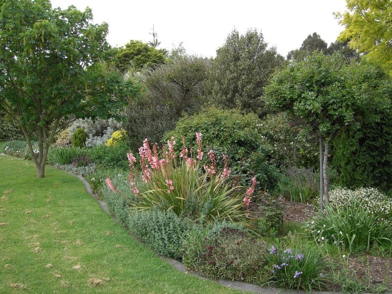 8 Bent, Leongatha VIC 3953