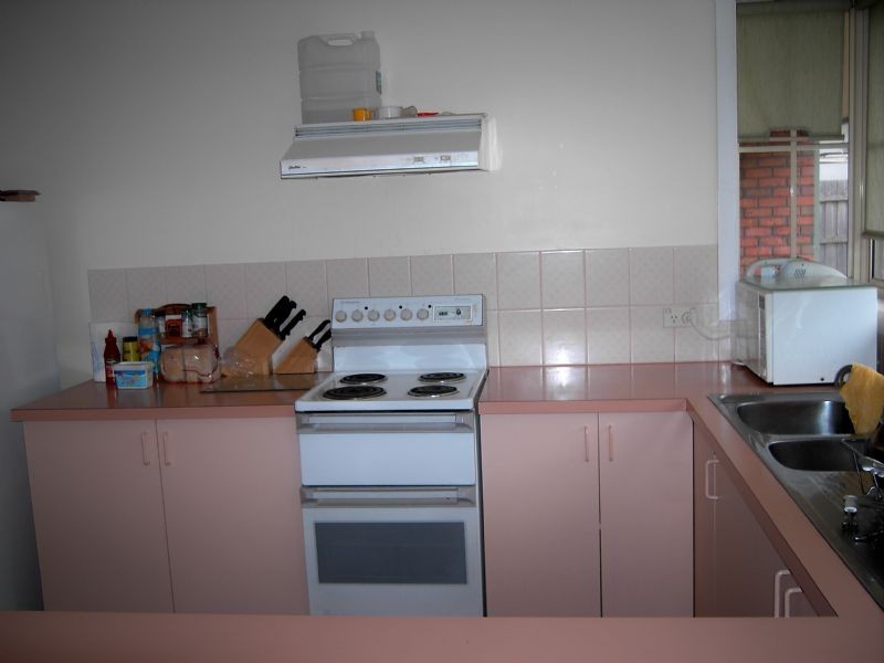 1/18 Clinton Court, Leongatha VIC 3953