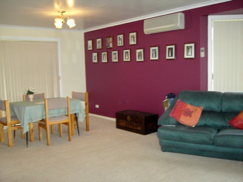 1/18 Clinton Court, Leongatha VIC 3953