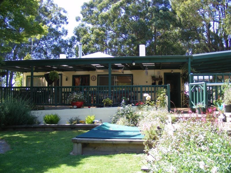 15 Palmross Road, Leongatha VIC 3953