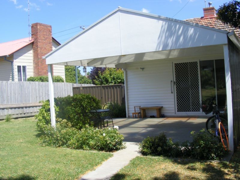 1 OWEN STREET, Leongatha VIC 3953