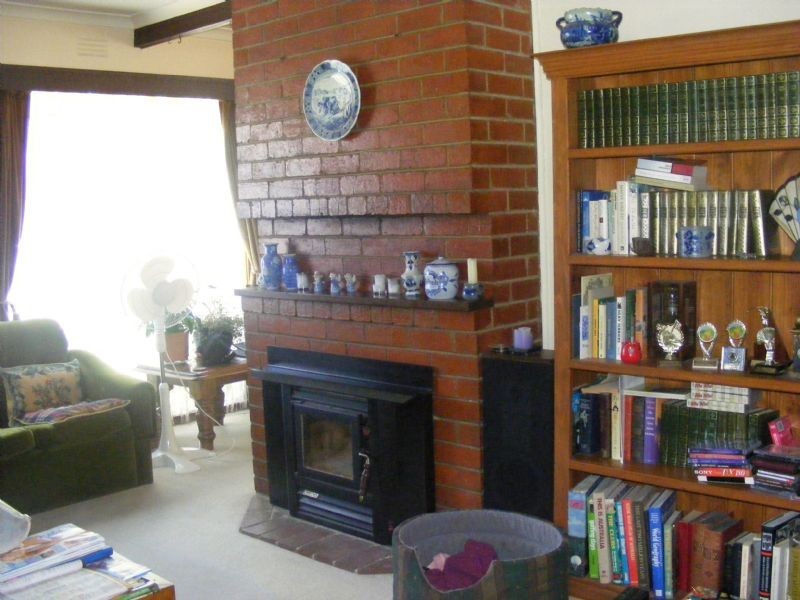 4 Bate St, Leongatha VIC 3953