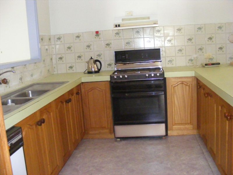 17 Young, Leongatha VIC 3953