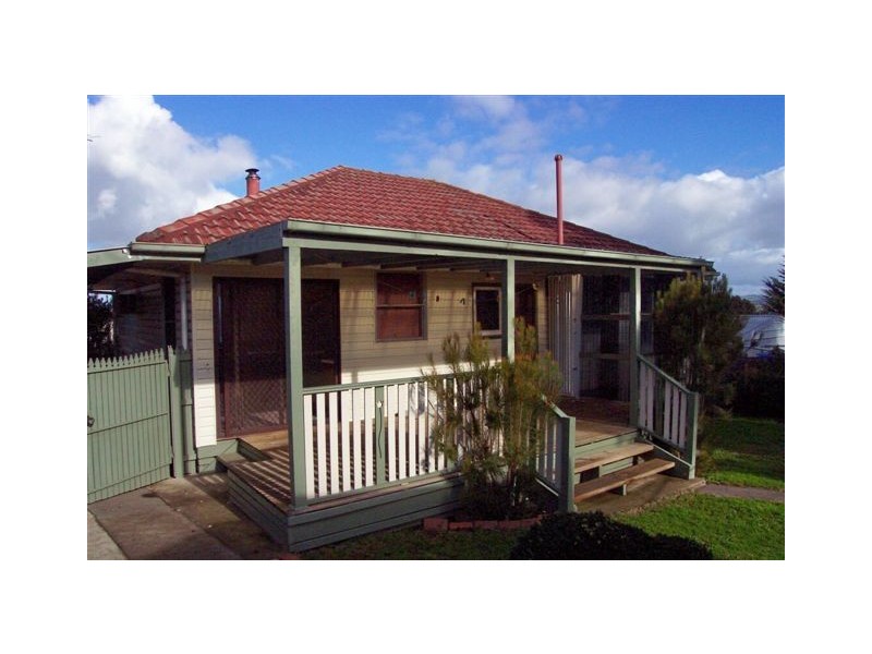 16 Byrne St, Leongatha VIC 3953