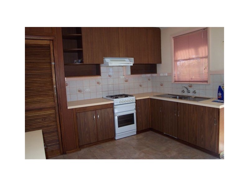 16 Byrne St, Leongatha VIC 3953