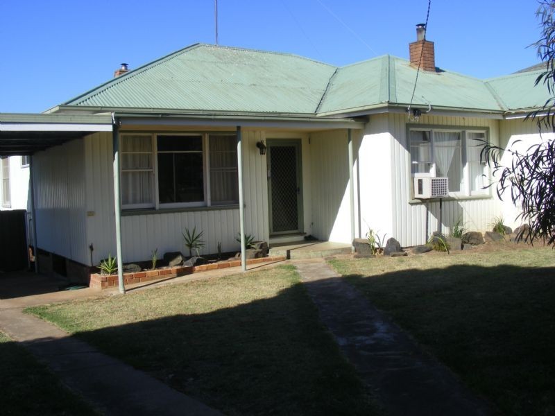 6 Bazley Street, Leongatha VIC 3953